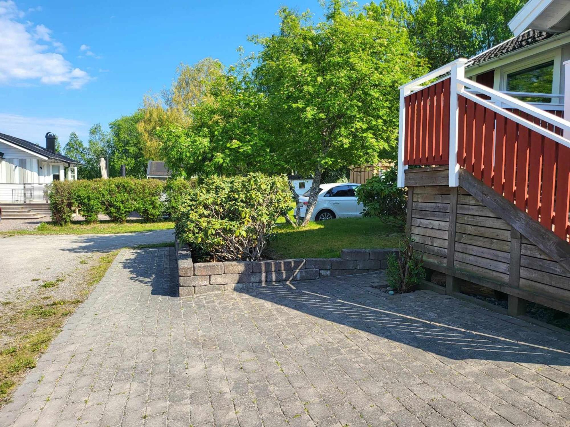 Vila Minihus Med Stor Traedgardstomt Naera Golf Och Hav Trosa Exteriér fotografie